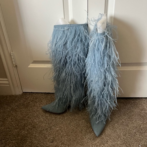 Steve Madden Light Blue Feathered Heeled Boots - Picture 3 of 5